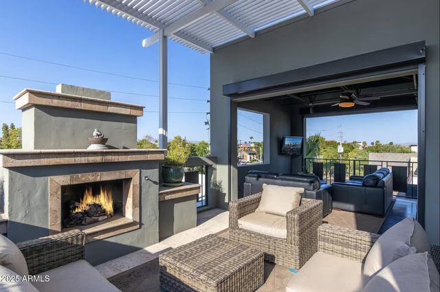 7020 E 1ST Avenue, Scottsdale, AZ 85251