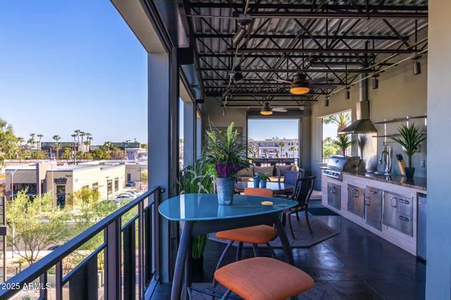 7020 E 1ST Avenue, Scottsdale, AZ 85251