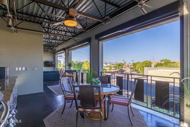 7020 E 1ST Avenue, Scottsdale, AZ 85251