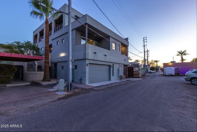 7020 E 1ST Avenue, Scottsdale, AZ 85251