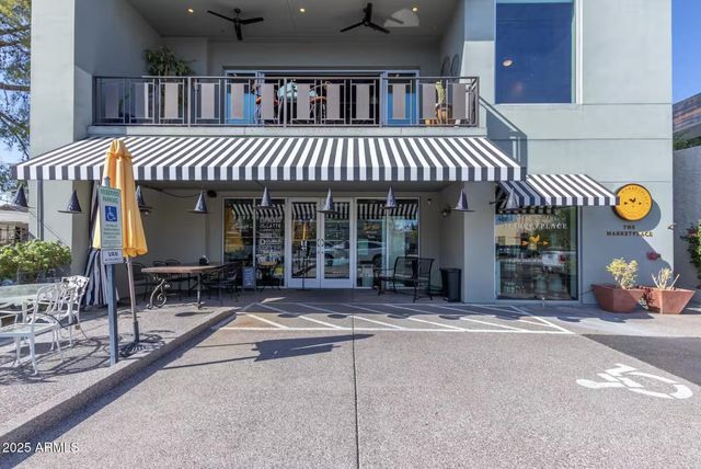 7020 E 1ST Avenue, Scottsdale, AZ 85251