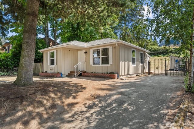 7033 S 126th Street, Seattle, WA 98178