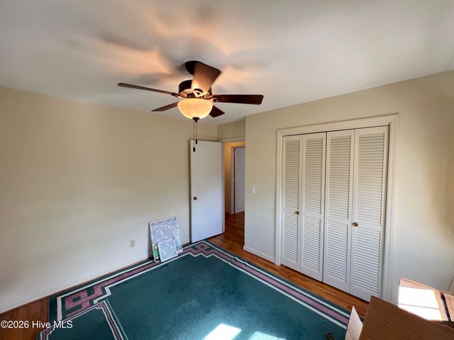 4622 Dean Drive, Wilmington, NC 28405