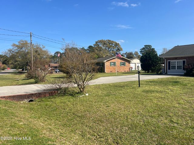 4622 Dean Drive, Wilmington, NC 28405