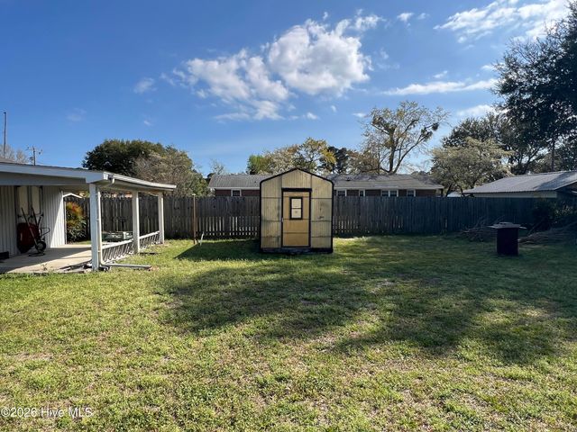 4622 Dean Drive, Wilmington, NC 28405