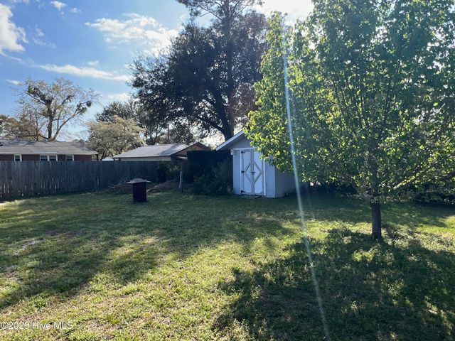 4622 Dean Drive, Wilmington, NC 28405