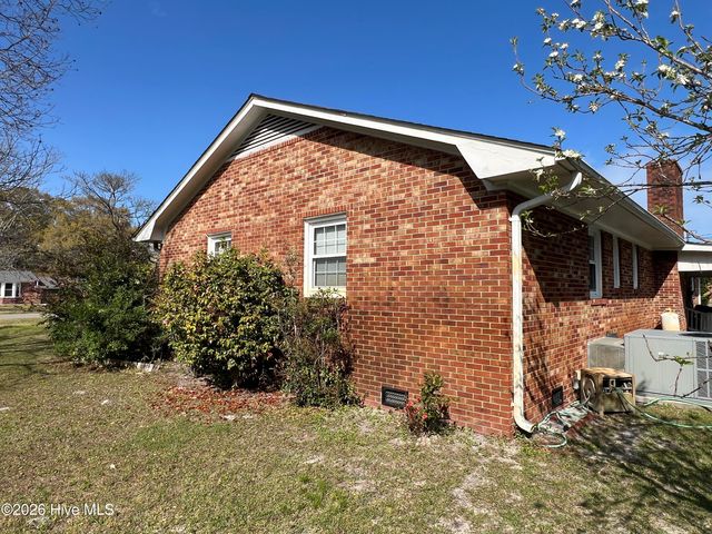 4622 Dean Drive, Wilmington, NC 28405