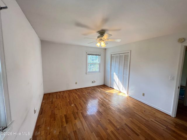 4622 Dean Drive, Wilmington, NC 28405