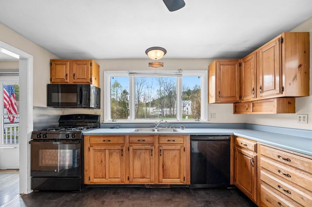 734 East Barre Street, Barre Town, VT 05641