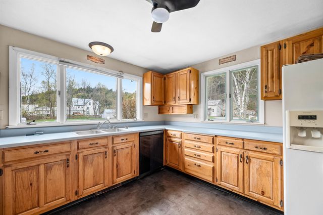 734 East Barre Street, Barre Town, VT 05641
