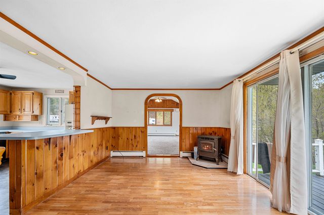 734 East Barre Street, Barre Town, VT 05641