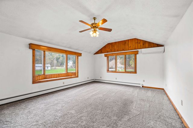 734 East Barre Street, Barre Town, VT 05641
