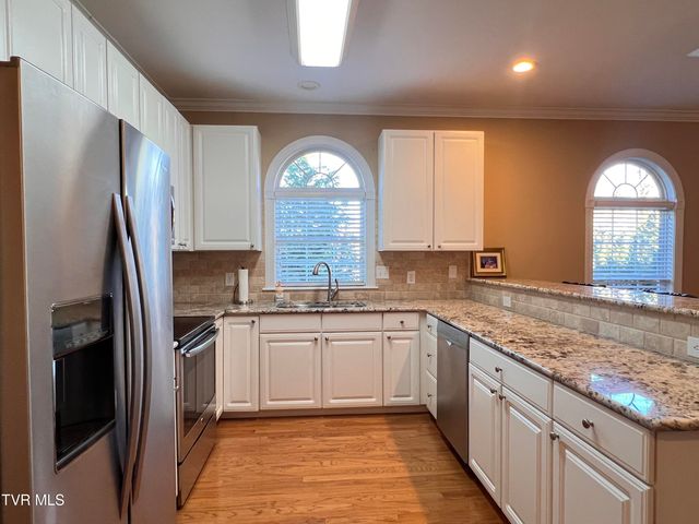 1705 Veranda Court 2-3, Greeneville, TN 37745