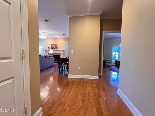 1705 Veranda Court 2-3, Greeneville, TN 37745