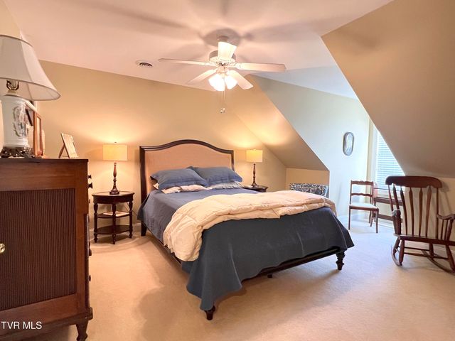 1705 Veranda Court 2-3, Greeneville, TN 37745