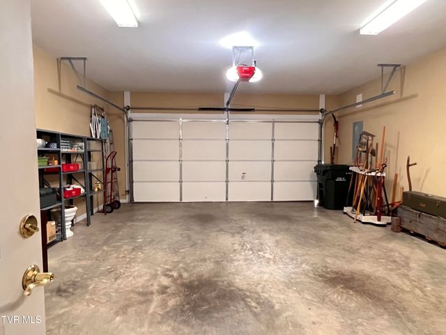 1705 Veranda Court 2-3, Greeneville, TN 37745