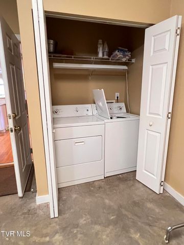 1705 Veranda Court 2-3, Greeneville, TN 37745