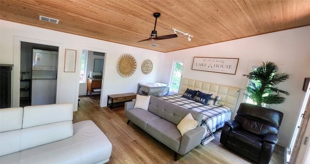 92 Lake Frankston, Frankston, TX 75763