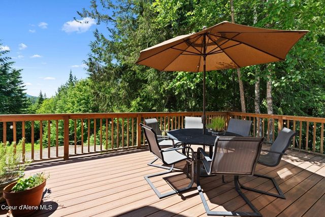343 W Spring Creek Rd, Hope, ID 83836