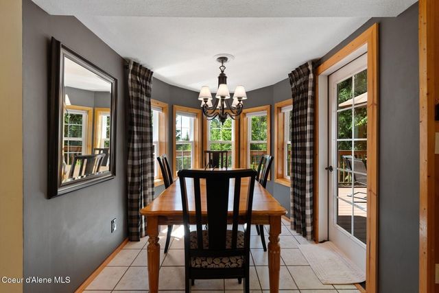343 W Spring Creek Rd, Hope, ID 83836