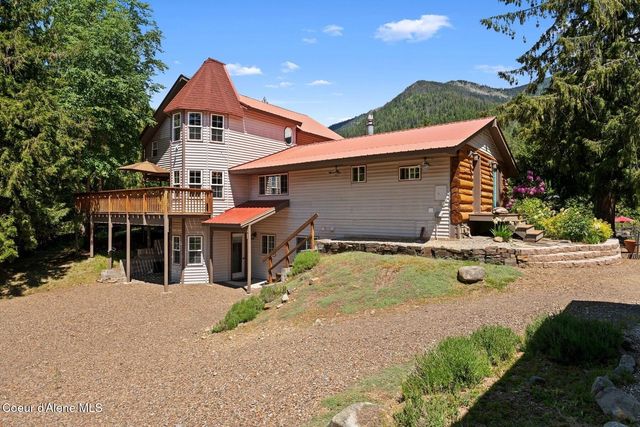 343 W Spring Creek Rd, Hope, ID 83836