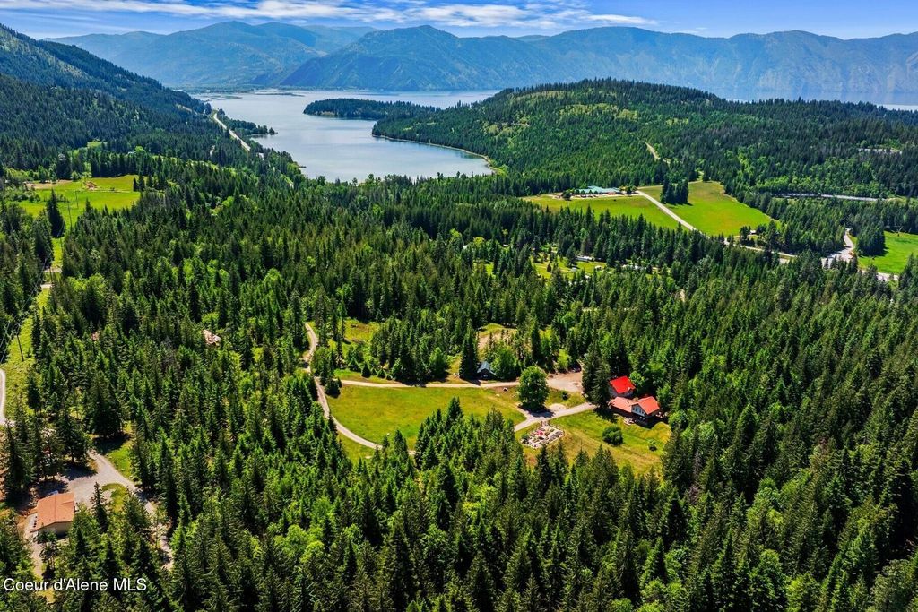 343 W Spring Creek Rd, Hope, ID 83836 photo 2