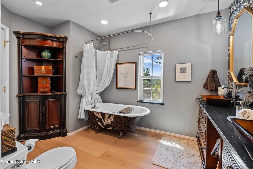 343 W Spring Creek Rd, Hope, ID 83836 photo 48