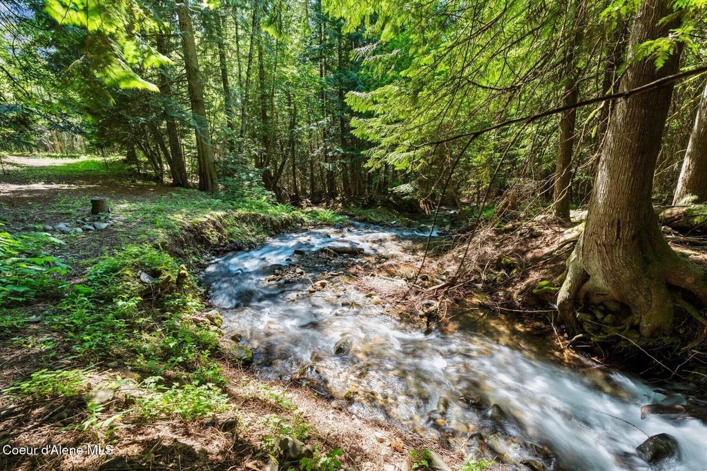 343 W Spring Creek Rd, Hope, ID 83836 photo 6