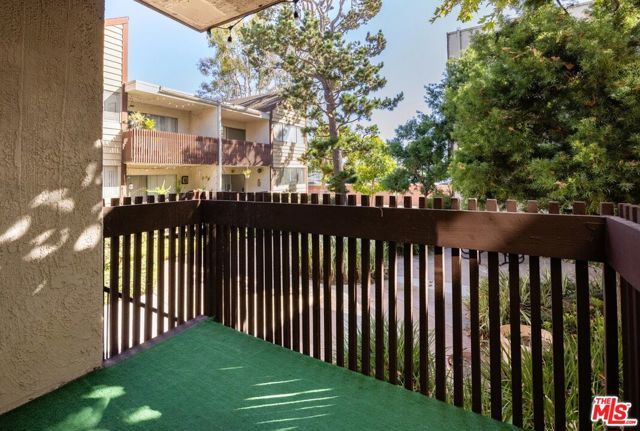 6050 Canterbury Drive F108, Culver City, CA 90230