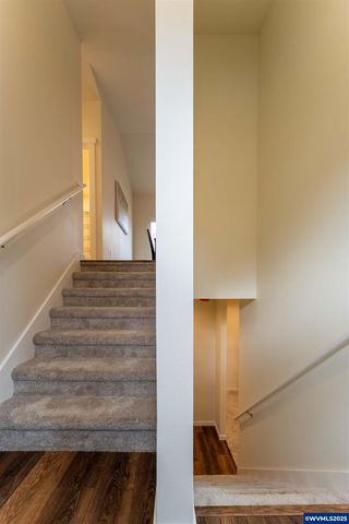 791 Quail Glenn Dr, Philomath, OR 97370