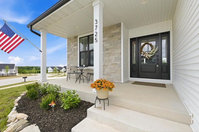3725 Olde Howell ROAD, Waukesha, WI 53186