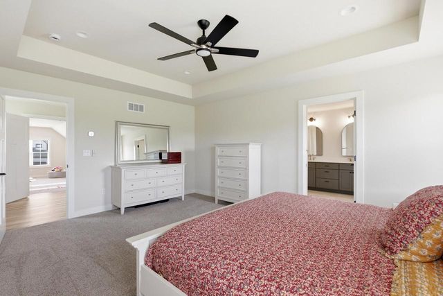3725 Olde Howell ROAD, Waukesha, WI 53186