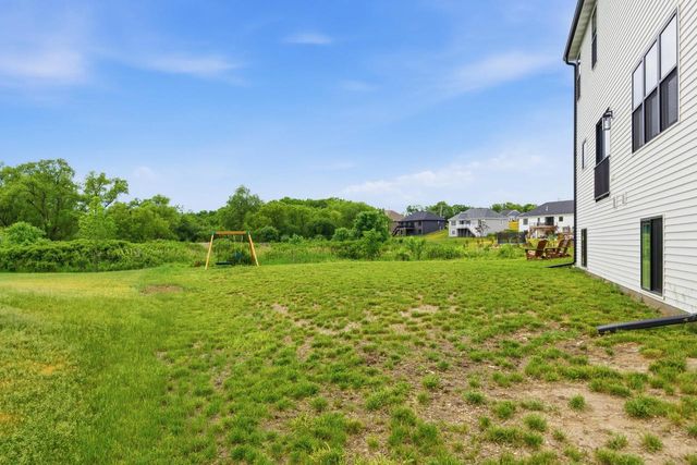 3725 Olde Howell ROAD, Waukesha, WI 53186