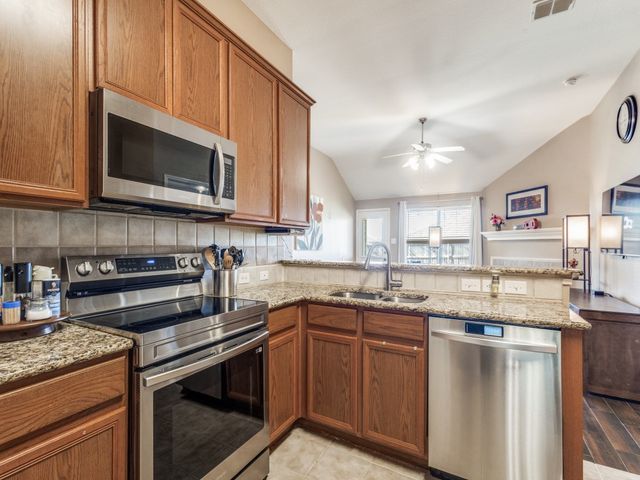 3705 Northpointe Drive, Denton, TX 76207