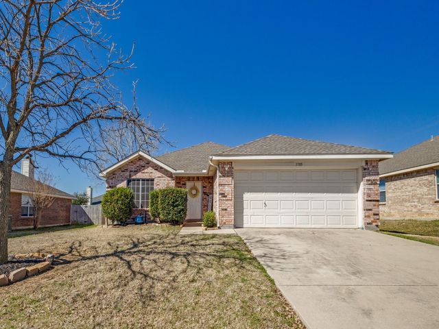 3705 Northpointe Drive, Denton, TX 76207