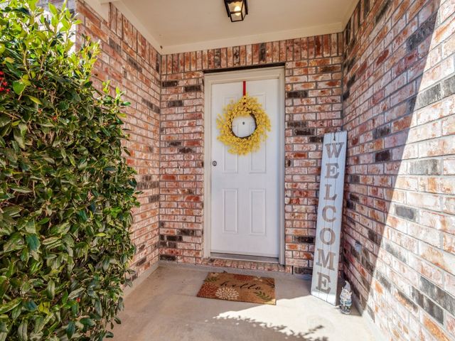 3705 Northpointe Drive, Denton, TX 76207