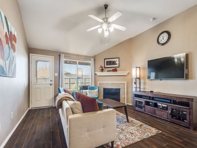 3705 Northpointe Drive, Denton, TX 76207