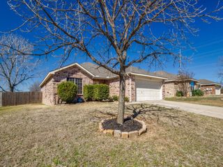3705 Northpointe Drive, Denton, TX 76207