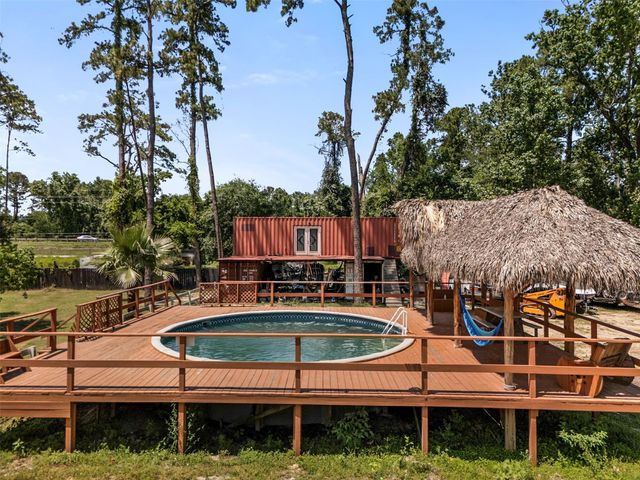 1302 Cherry Ln, Crosby, TX 77532