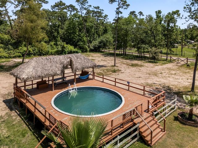 1302 Cherry Ln, Crosby, TX 77532