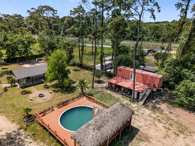 1302 Cherry Ln, Crosby, TX 77532