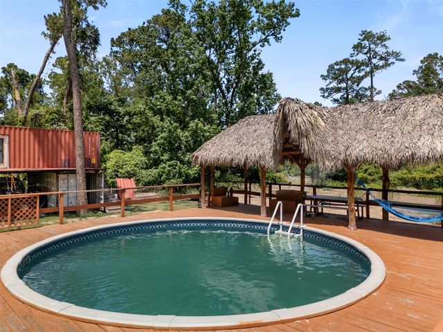 1302 Cherry Ln, Crosby, TX 77532