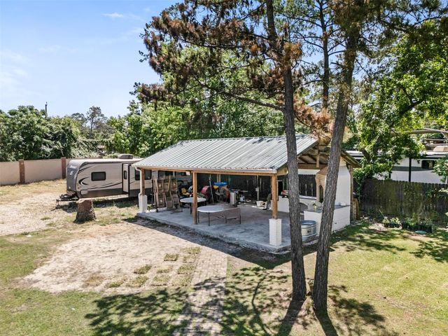 1302 Cherry Ln, Crosby, TX 77532