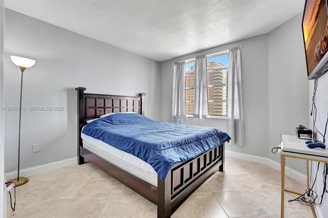 1950 S Ocean DR. 6B, Hallandale Beach, FL 33009