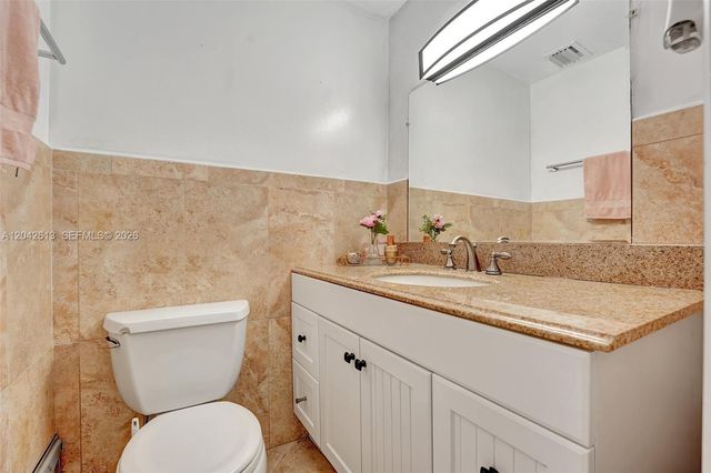 1950 S Ocean DR. 6B, Hallandale Beach, FL 33009