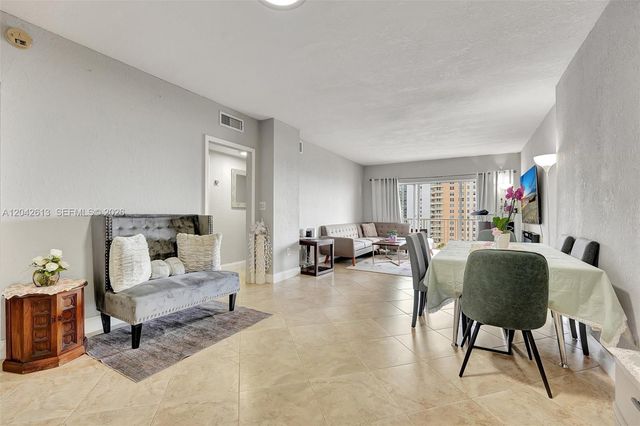 1950 S Ocean DR. 6B, Hallandale Beach, FL 33009