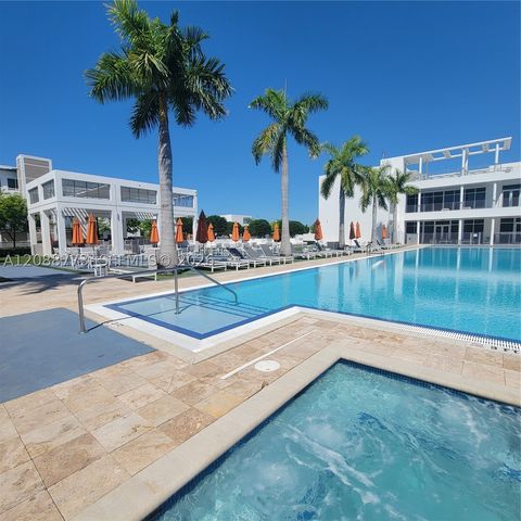 10440 NW 67th St 10440, Doral, FL 33178