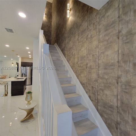 10440 NW 67th St 10440, Doral, FL 33178