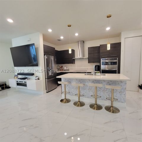 10440 NW 67th St 10440, Doral, FL 33178
