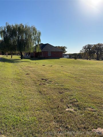 273 Ridgecrest Road, Colbert, OK 74733